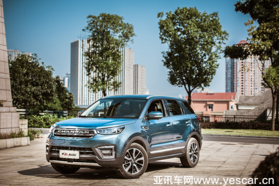 誰是緊湊型suv當紅辣子雞，長安cs55 pk傳祺gs41154.png