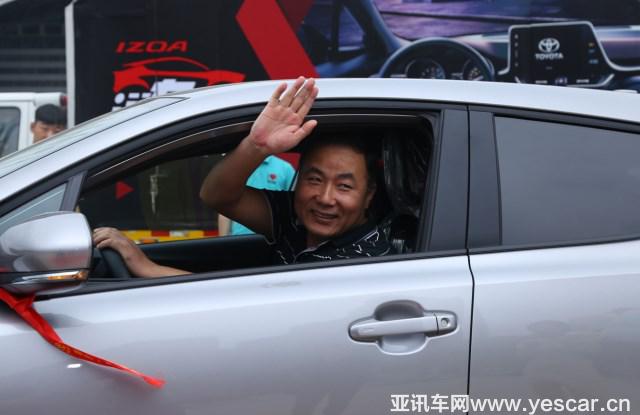 送車上門 一汽豐田奕澤IZOA絕塵而來撼動古都 交車儀式第二站——西安