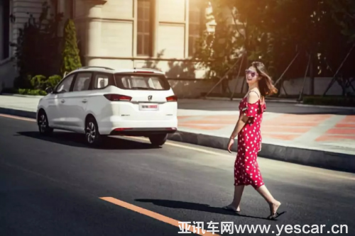 14174126373fa2ea024563.png image003.png