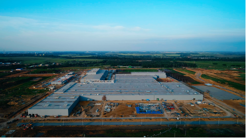 3-3 90后偏愛(ài)什么車(chē)型？ 全球車(chē)哈弗f7是你的專(zhuān)屬座駕2108.png