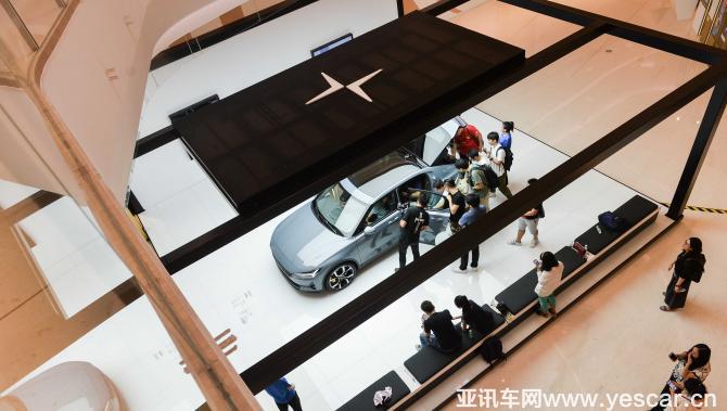 270928057e8670823f3623.jpg LGD8443.JPG