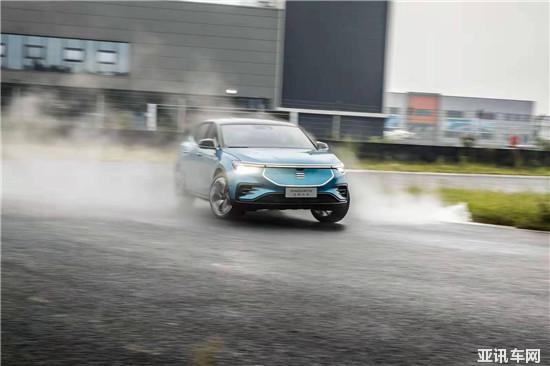 兩款最美純電車型對決 天際ME7與奧迪e-tron