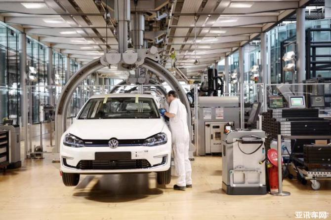 27082903784ef3bced8383.jpg 744x0_1_autohomecar__ChsEn13bq16AD12CAAK6MF3uD-w969.jpg