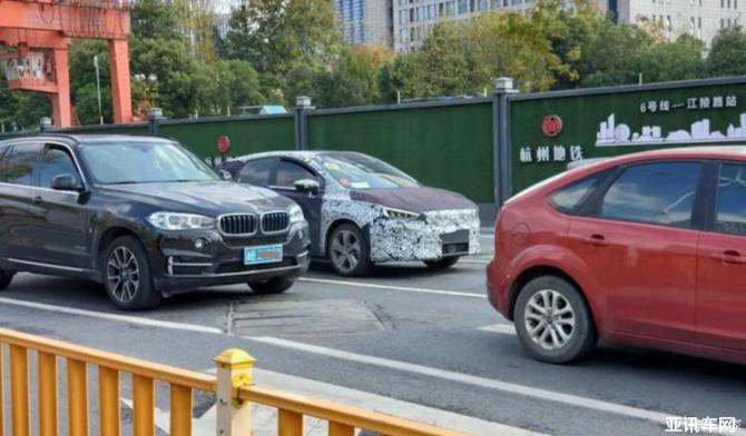 20090729bbb52554b23970.jpg 744x0_1_autohomecar__ChsEel363gKAViQxAAYMom4VkHA794.jpg