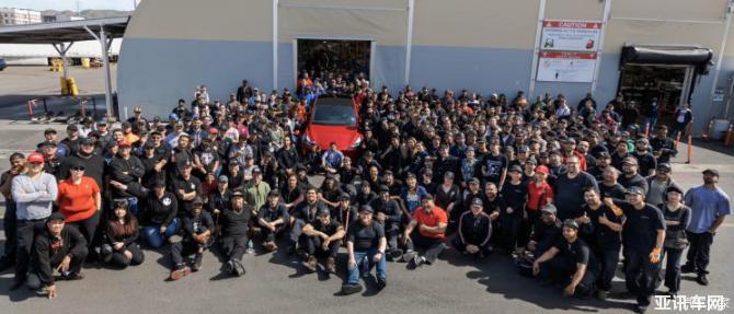 12091019e6d235e38e0366.jpeg 2.jpeg