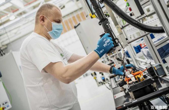 08092133c7de7eab617613.jpg image002.jpg