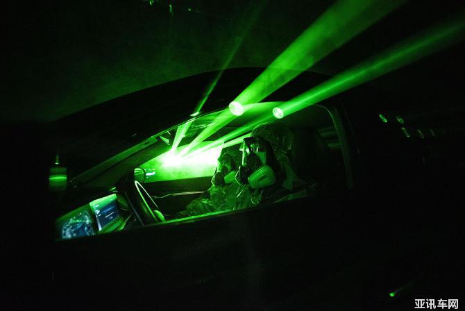 081949318cf276d0103552.jpg image003.jpg