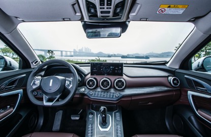 301139521a7d6993814860.jpg image003.jpg