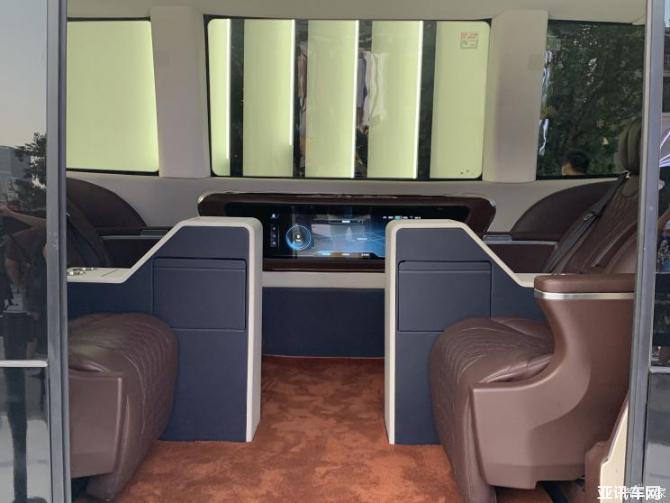 300951277f8b050d4c1453.jpg image004.jpg