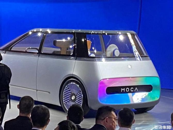 20095045f2a3e2121c3221.jpg image004.jpg