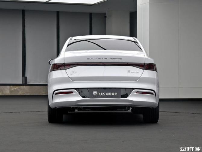 01092136d372053a3f9259.jpg image003.jpg