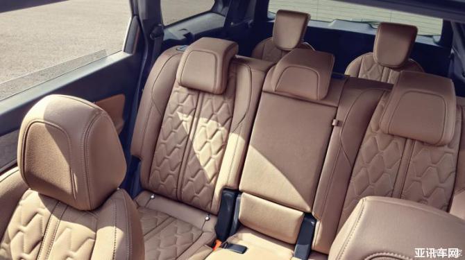 27213120773b9c577e2077.jpg image003.jpg