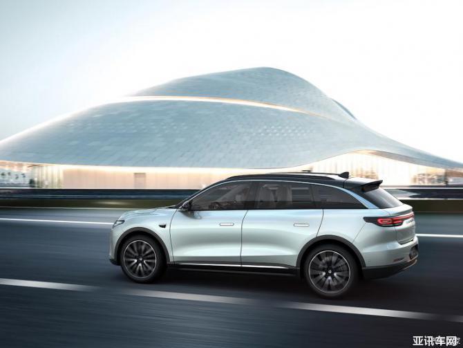 30092233e20c4e18258303.jpg image003.jpg