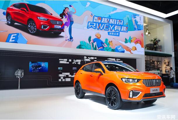 VV5元氣橙版VS XR-V閃烈黃：一見傾心，再見傾“橙”！