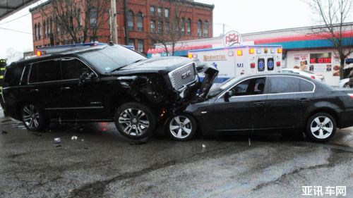 111651067269c752c16480.png image007.png