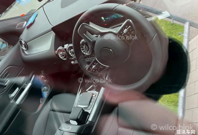 180044363d01da9e0a5940.jpg image003.jpg