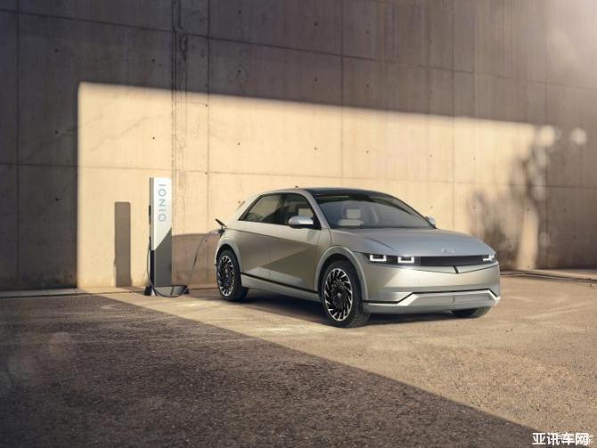 24090020a0011da10d3582.jpg image002.jpg