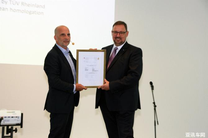 31172552c21c7acc383584.gif image002.gif