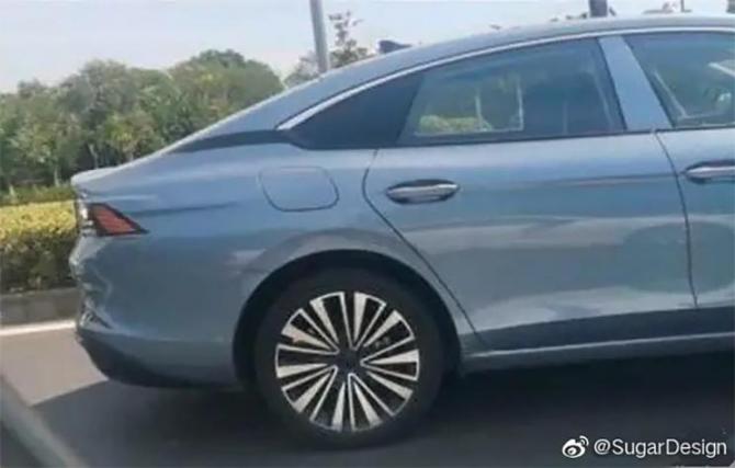 1423194255b592fc179771.jpg image002.jpg