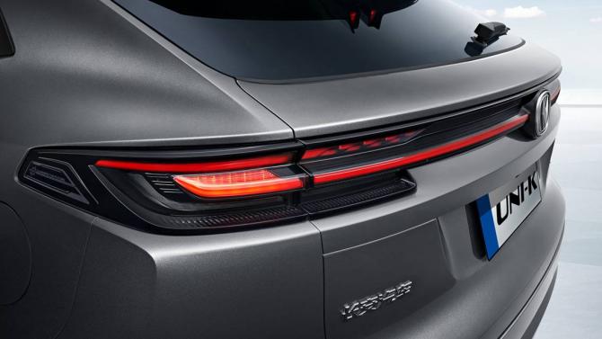 18180135bee5e692930350.jpg image003.jpg