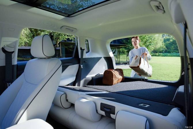 060828066f26b080ca6844.jpg image003.jpg