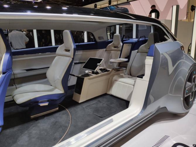 0708423700300992291968.jpg image008.jpg