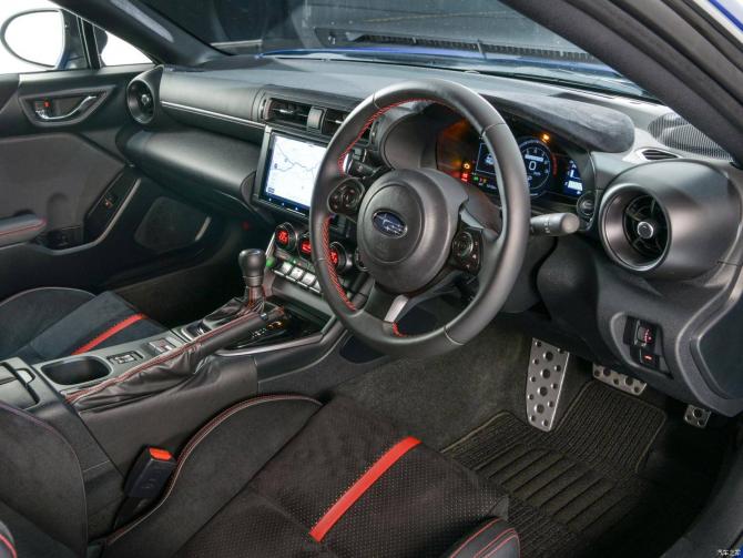 0905415918c32899d11172.jpg image005.jpg