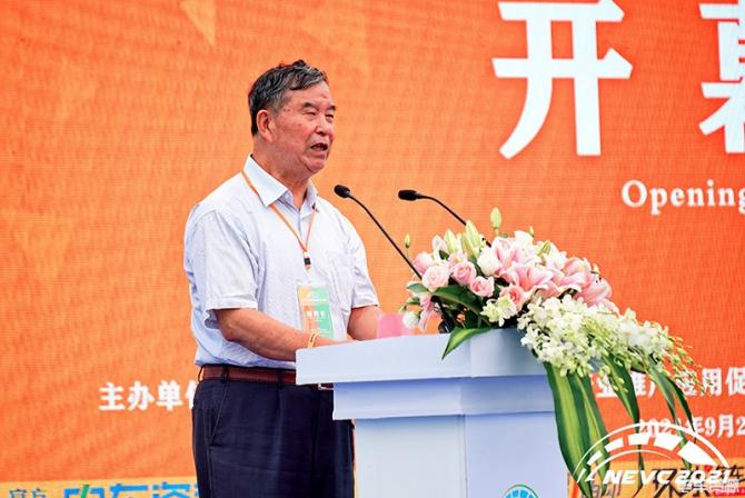 近60臺(tái)車參與比賽和展示 第六屆中國(guó)新能源物流車挑戰(zhàn)賽盛大開幕