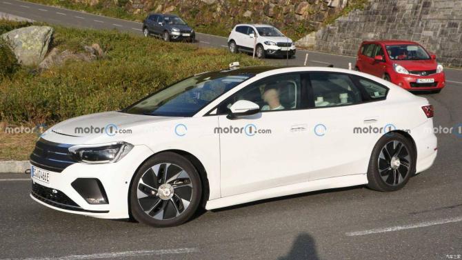 090837045e9812c8360429.jpg image002.jpg