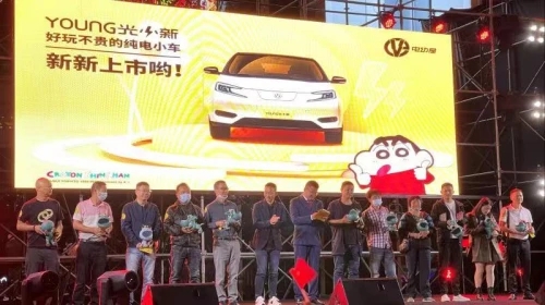 18102522a43d9becdd8470.jpg 2.webp.jpg