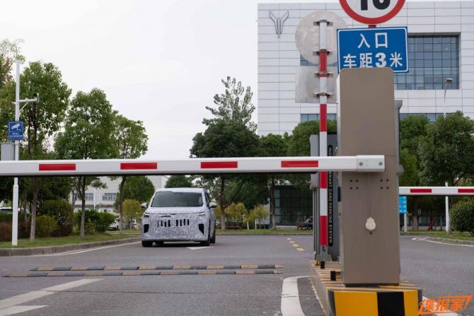 260850340040a448ab2155.jpg image002.jpg