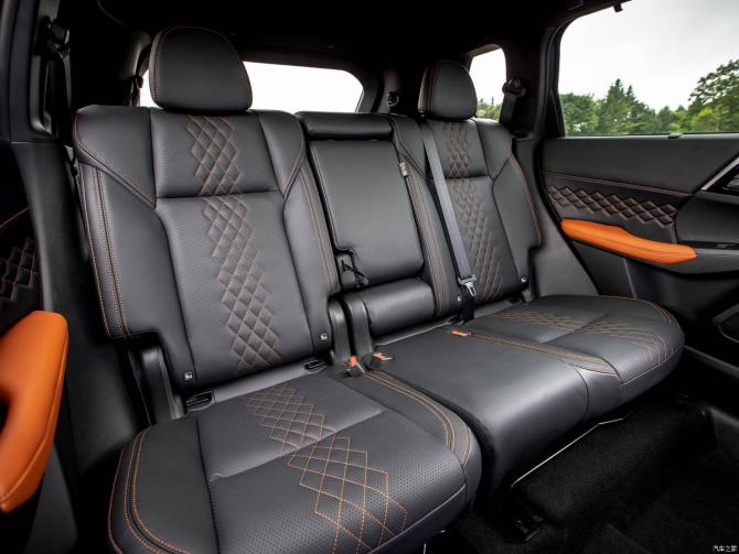 290901589078455c5c5381.jpg image012.jpg