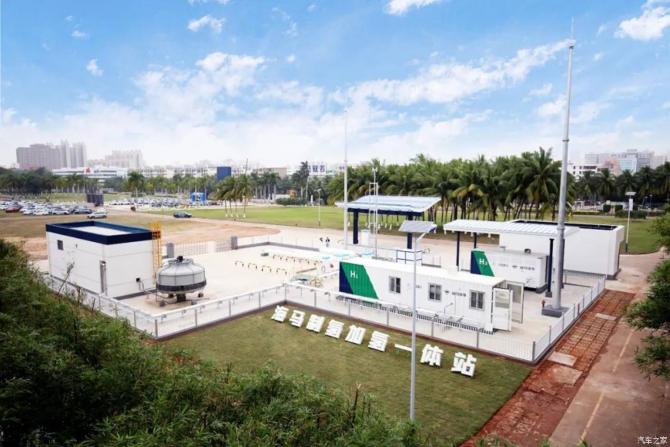 13085753f2f360dc123354.jpg image002.jpg