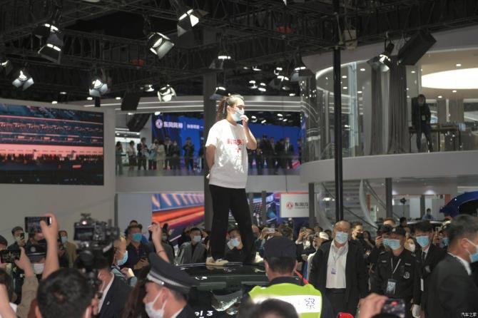 270852268ac9b508fe7044.jpg image003.jpg