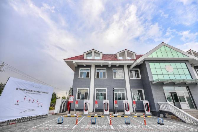 04083318dc7116a8139219.jpg image002.jpg