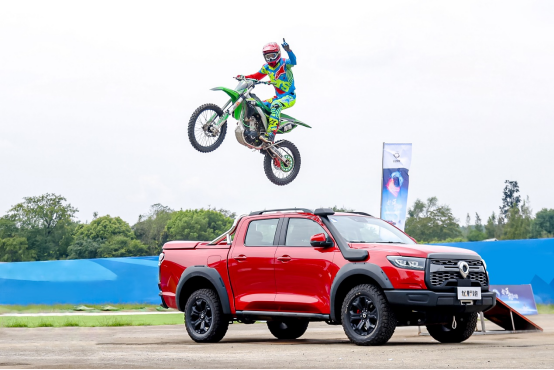 f【2021年銷量通稿】連續(xù)24年國內(nèi)、出口銷量第一 長城皮卡2021年全球銷售突破23.3萬臺(tái)1297.png