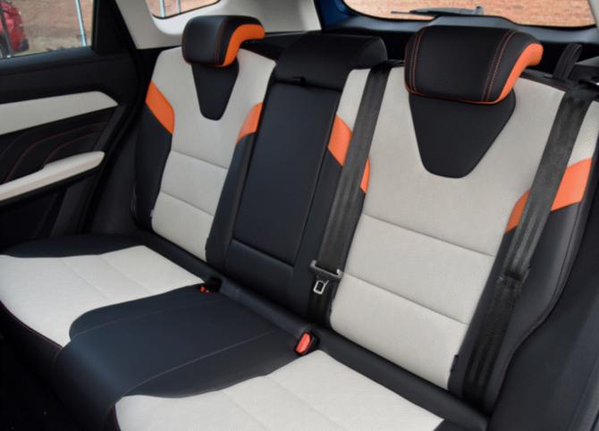 041427332cda501f8d3641.gif image005.gif