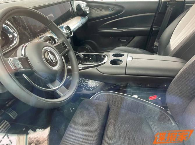 150906368f993a6cc49503.jpg image004.jpg