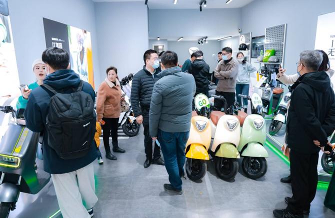 0114424358cccca8ba8744.jpg image002.jpg