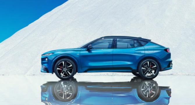 體驗福特陳安寧的車路協同系統(tǒng)，開車上路更省心了