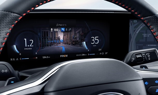 體驗福特陳安寧的車路協同系統(tǒng)，開車上路更省心了