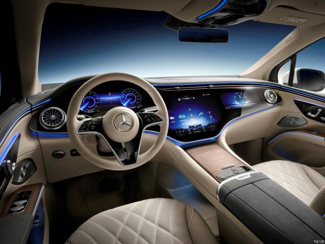 12082054768bc8fdb71806.jpg image003.jpg