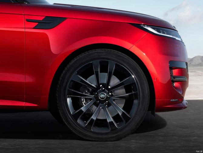 1108342179518a00708255.jpg image006.jpg