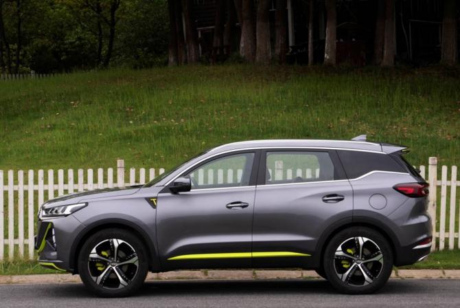 2016332882f5e5d9866725.jpg image003.jpg