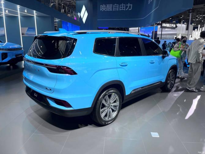 27084239f29cfb0c0e0056.jpg image003.jpg