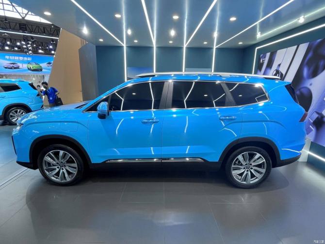 270842421c801dd40c3896.jpg image002.jpg