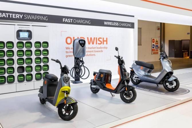 27144815d773b0bce81298.jpg image003.jpg