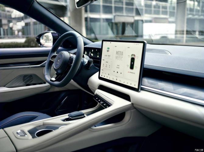 12085417cc5ca997b44835.jpg image003.jpg