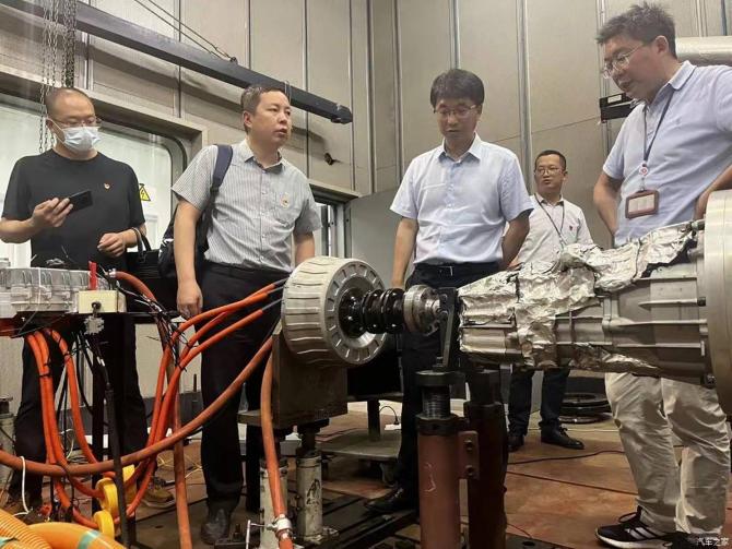 15085649a8ca8e628b4207.jpg image004.jpg