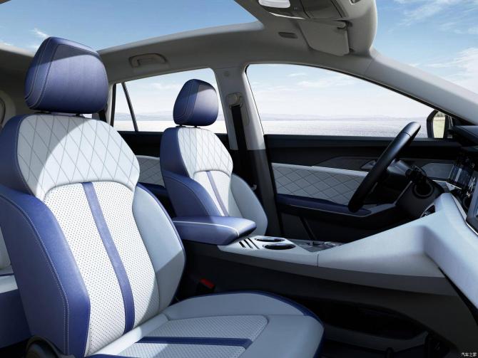 25001532540f8cd2bb8464.jpg image003.jpg